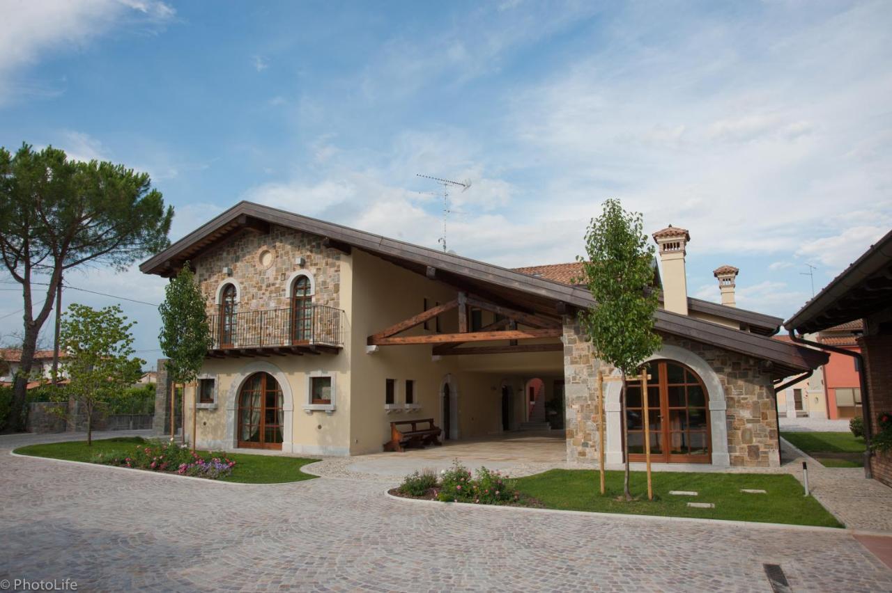 Wine Resort Luisa Mariano del Friuli 外观 照片