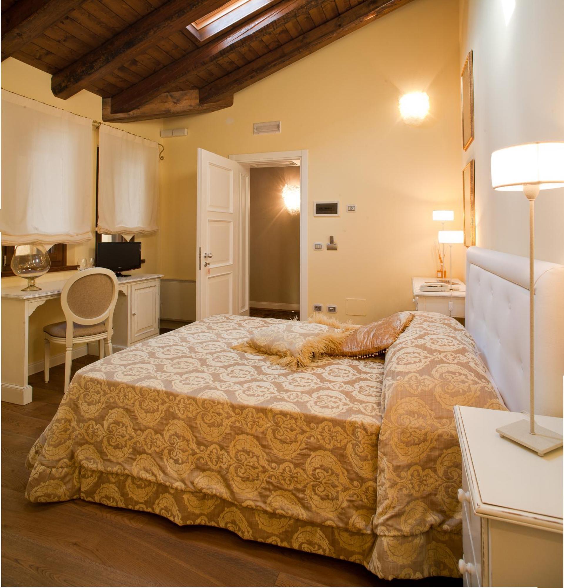 Wine Resort Luisa Mariano del Friuli 外观 照片